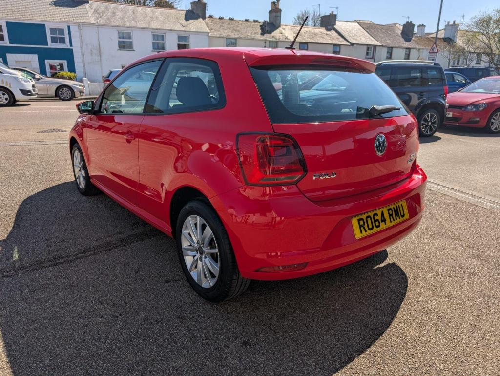 VOLKSWAGEN POLO