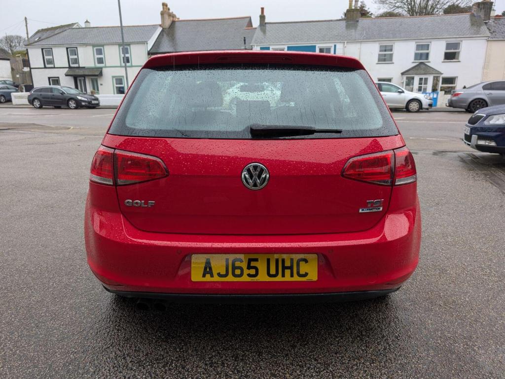 VOLKSWAGEN GOLF