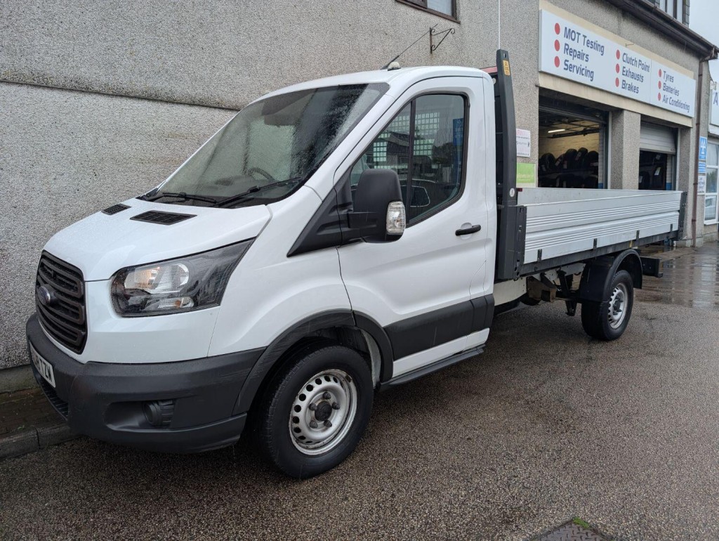 View FORD TRANSIT 2.0 350 TIPPER  *25,000 Miles*