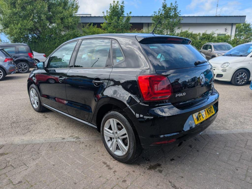 VOLKSWAGEN POLO