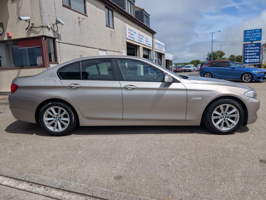 BMW 5 SERIES