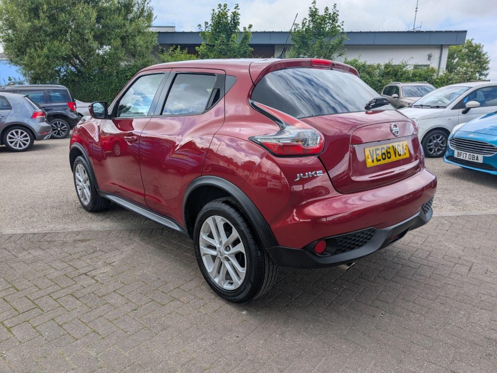 NISSAN JUKE