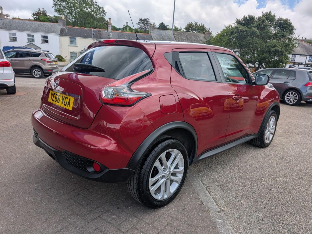 NISSAN JUKE