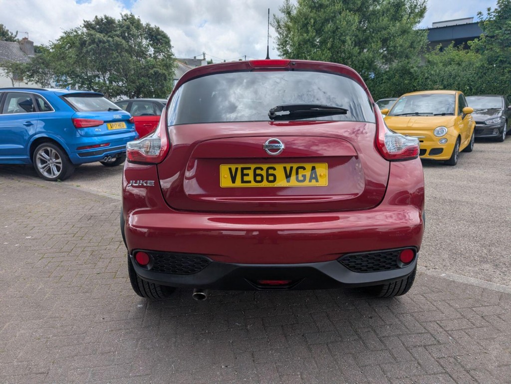 NISSAN JUKE