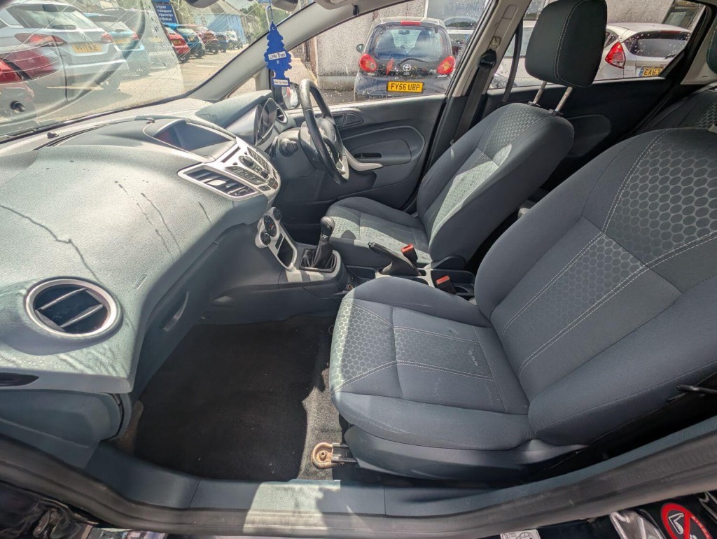 FORD FIESTA
