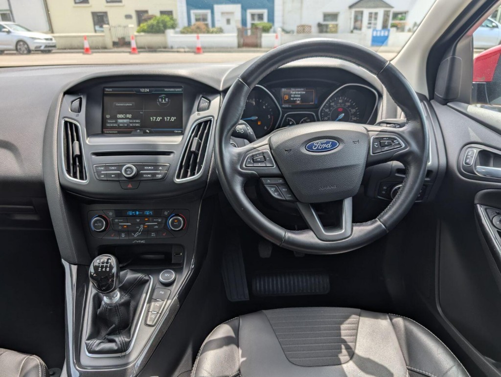 FORD FOCUS
