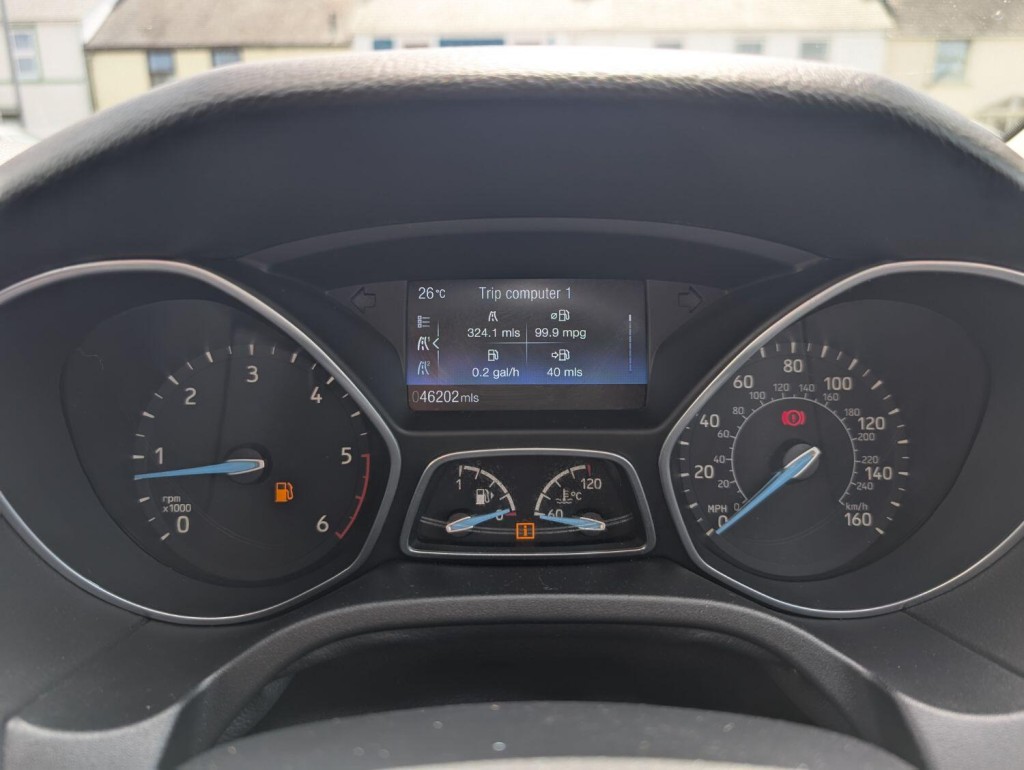 FORD FOCUS