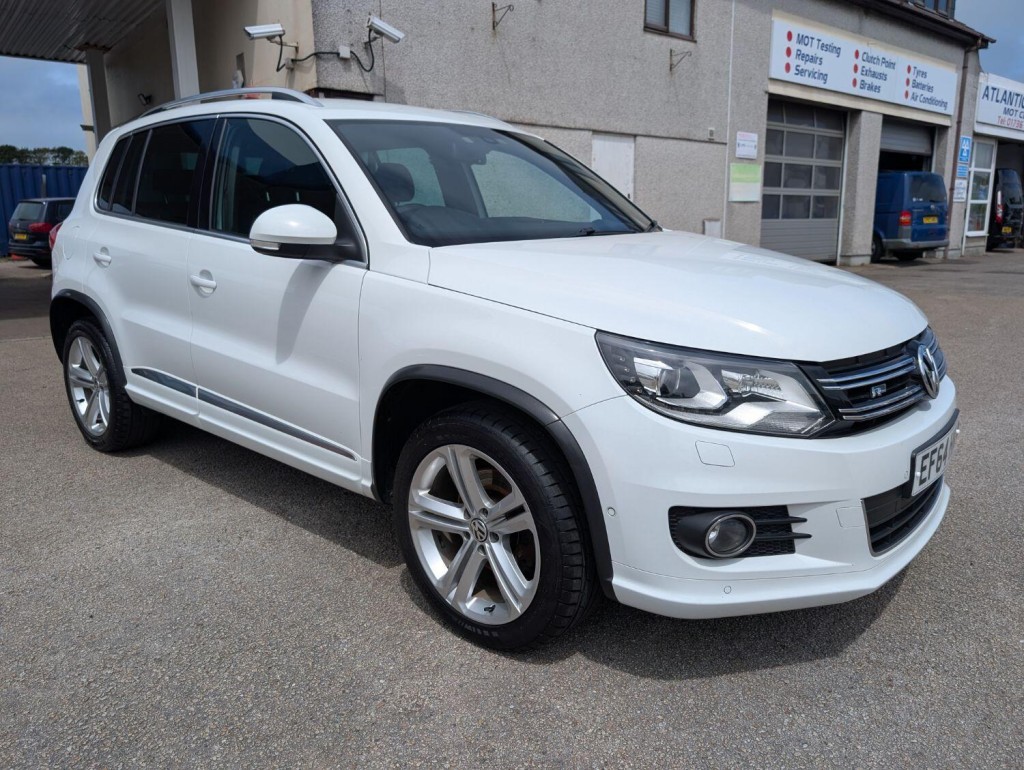 View VOLKSWAGEN TIGUAN 2.0 TDI BlueMotion Tech R-Line