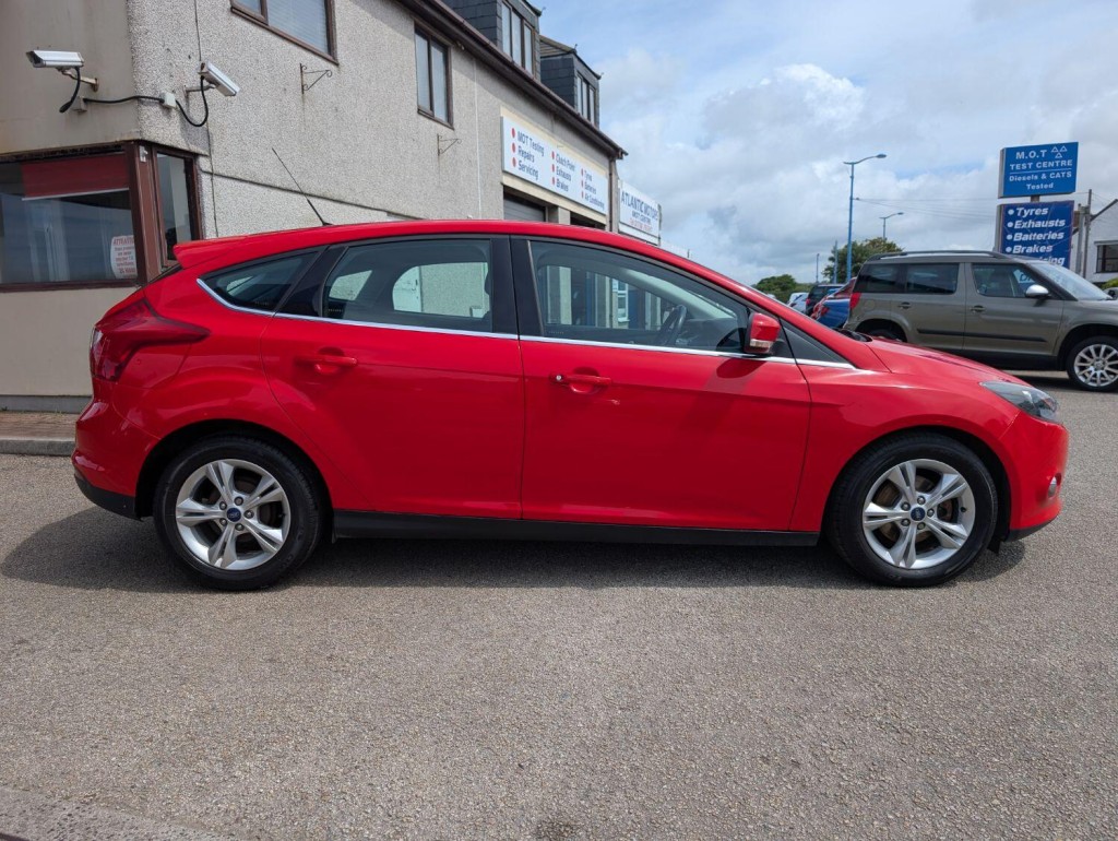 FORD FOCUS