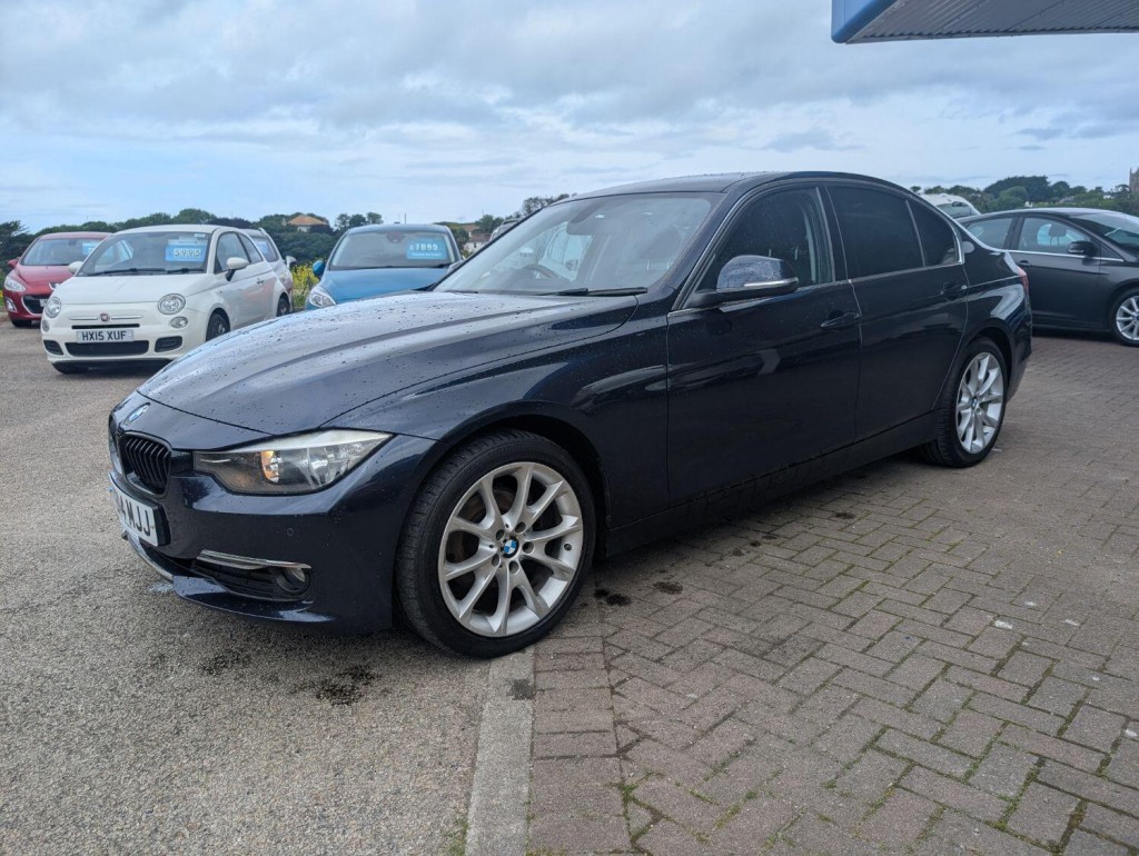 BMW 3 SERIES