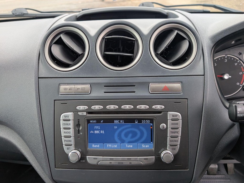 FORD TRANSIT CONNECT