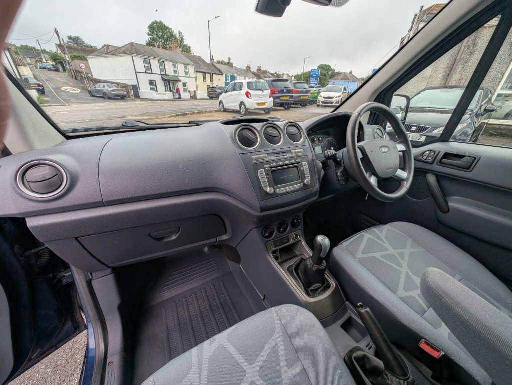 FORD TRANSIT CONNECT