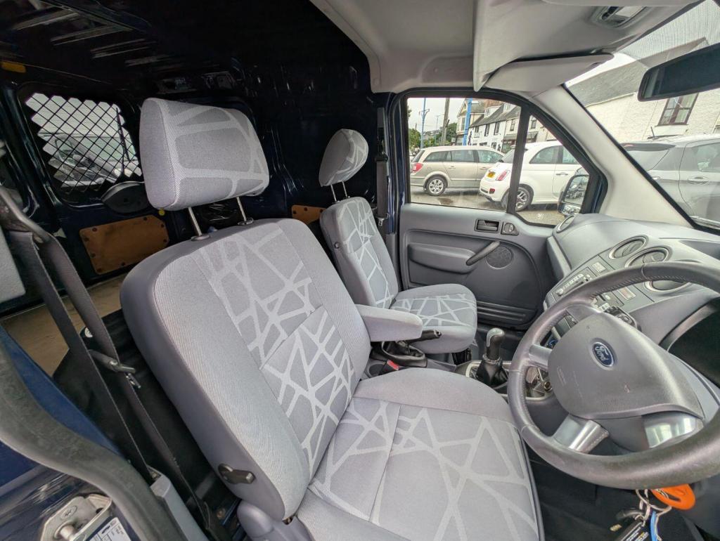 FORD TRANSIT CONNECT