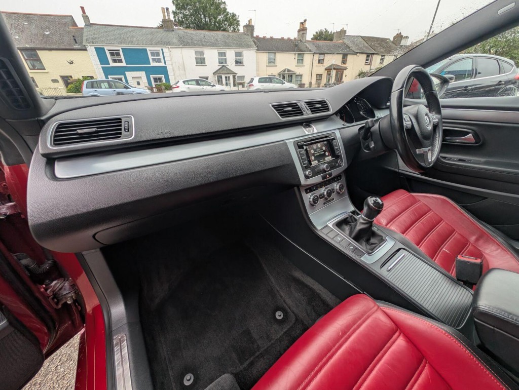 VOLKSWAGEN CC