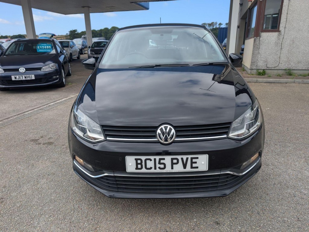 VOLKSWAGEN POLO