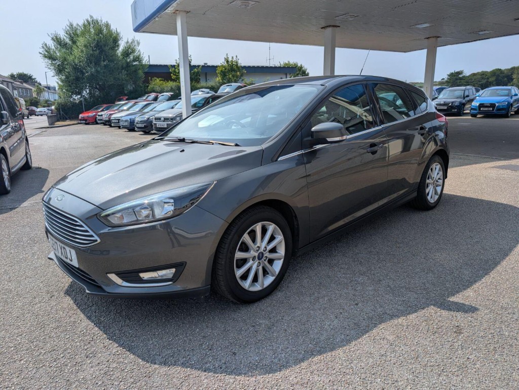 FORD FOCUS