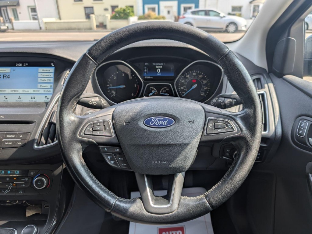FORD FOCUS