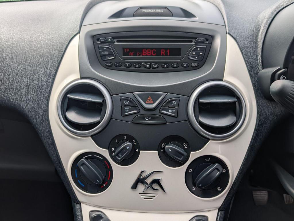 FORD KA