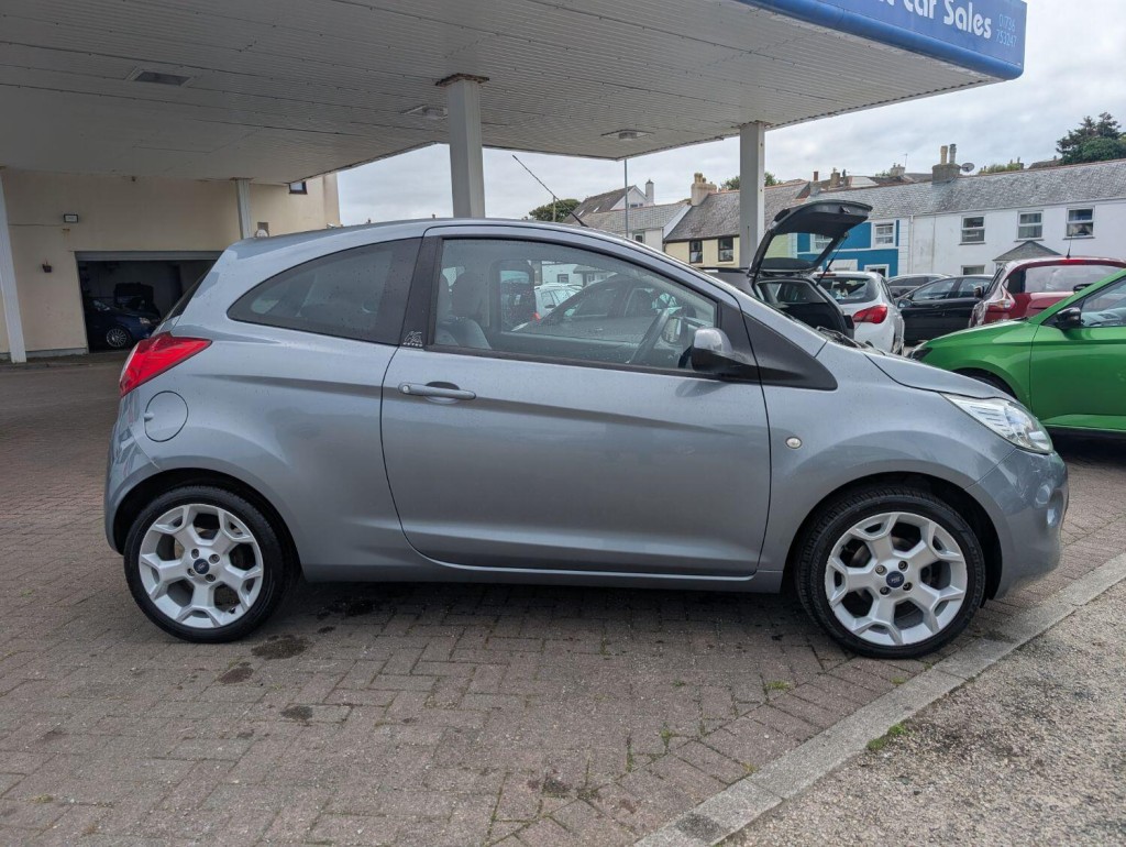 FORD KA