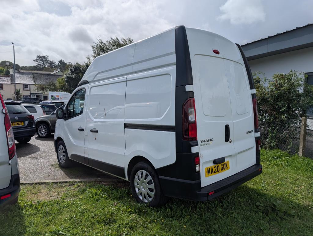 RENAULT TRAFIC