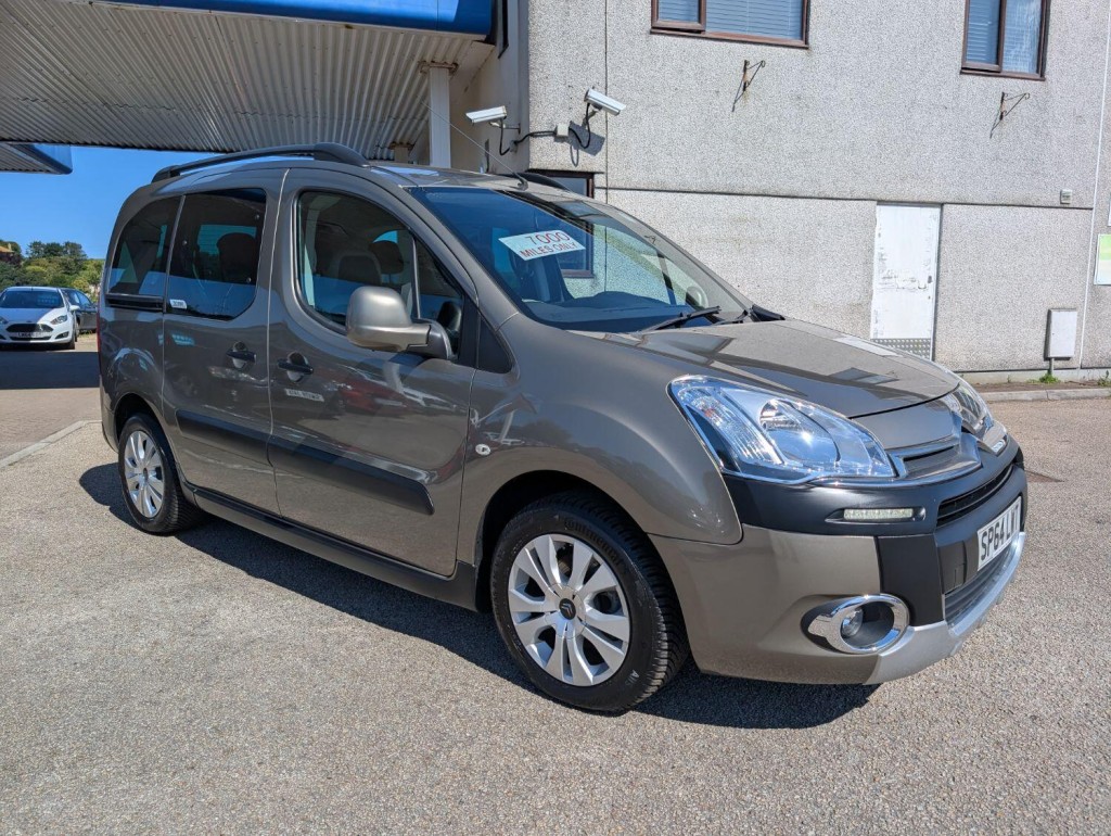 View CITROEN BERLINGO 1.6 HDi XTR * 7,800 Miles Only*