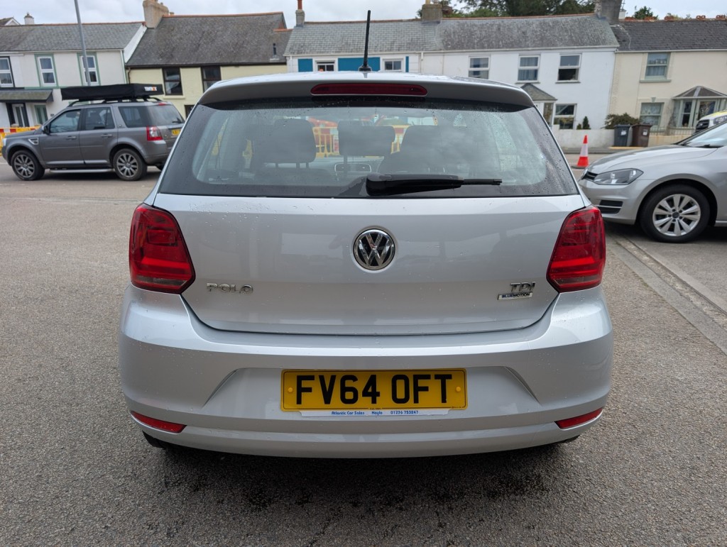 VOLKSWAGEN POLO