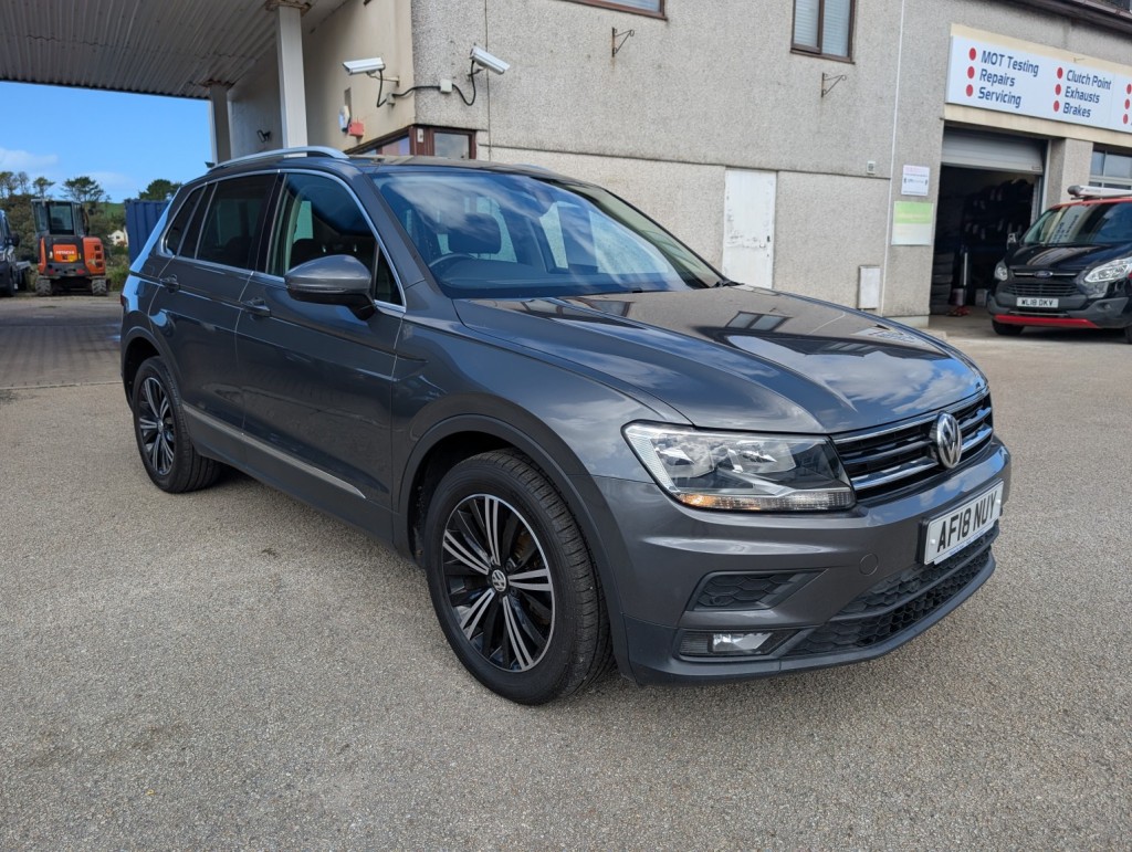 View VOLKSWAGEN TIGUAN 2.0 TDI SE Navigation