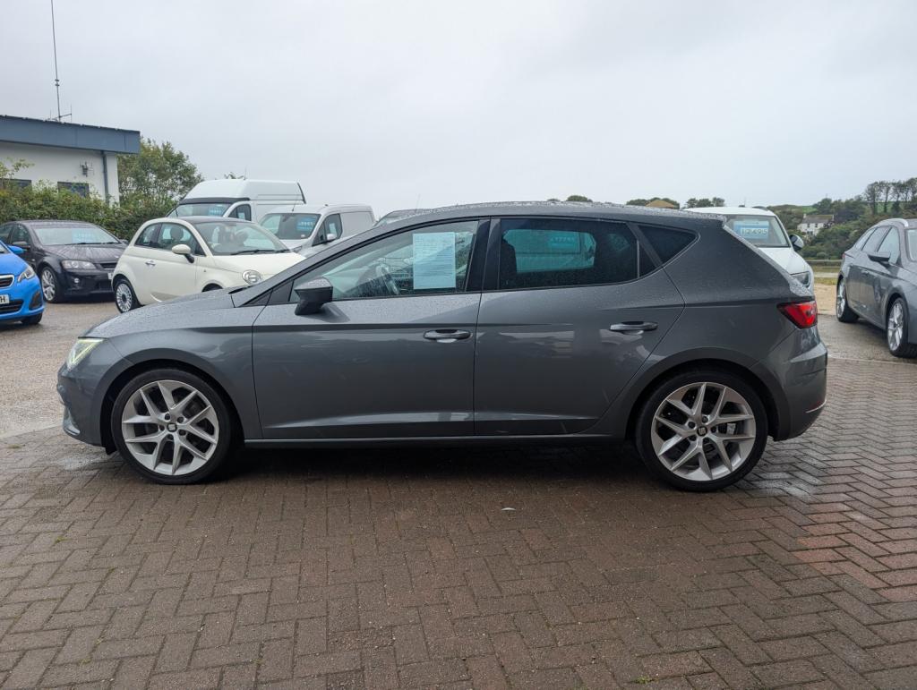 SEAT LEON