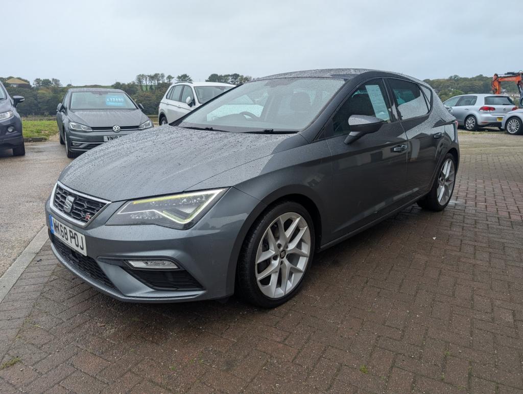 SEAT LEON