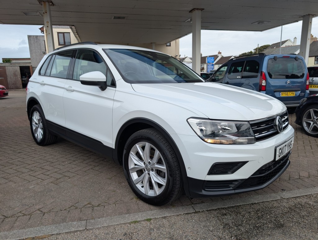 View VOLKSWAGEN TIGUAN 2.0 TDI BlueMotion Tech S