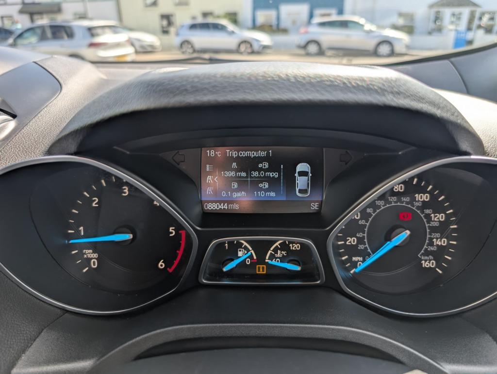 FORD KUGA