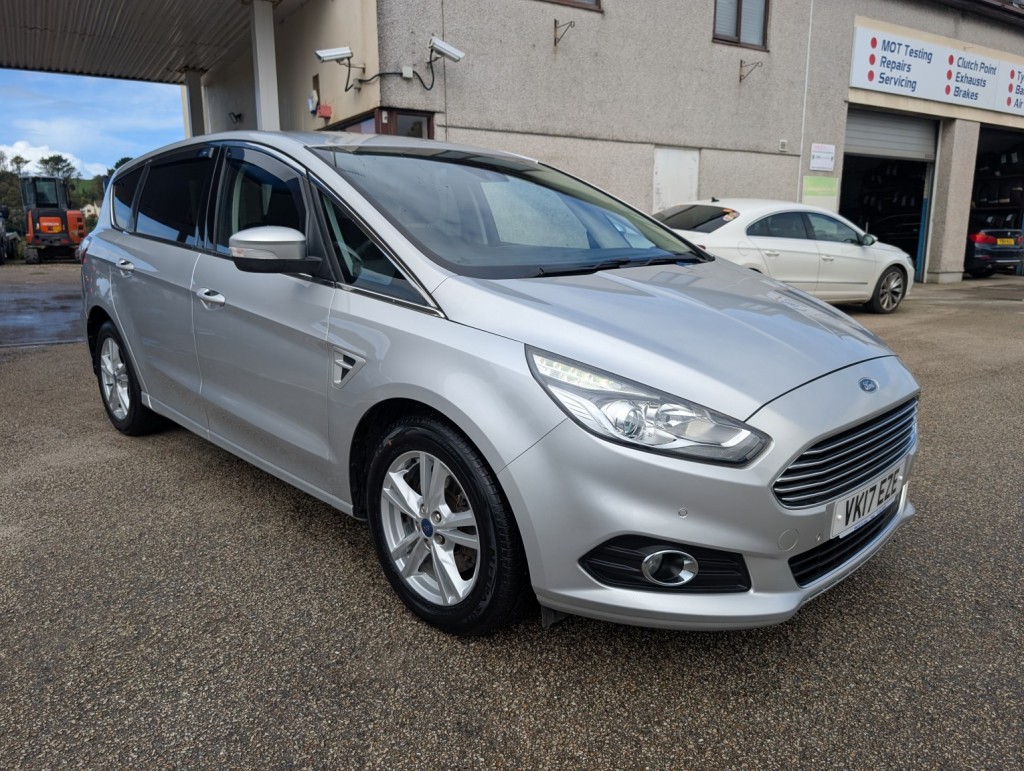 View FORD S-MAX 2.0 TDCi Titanium
