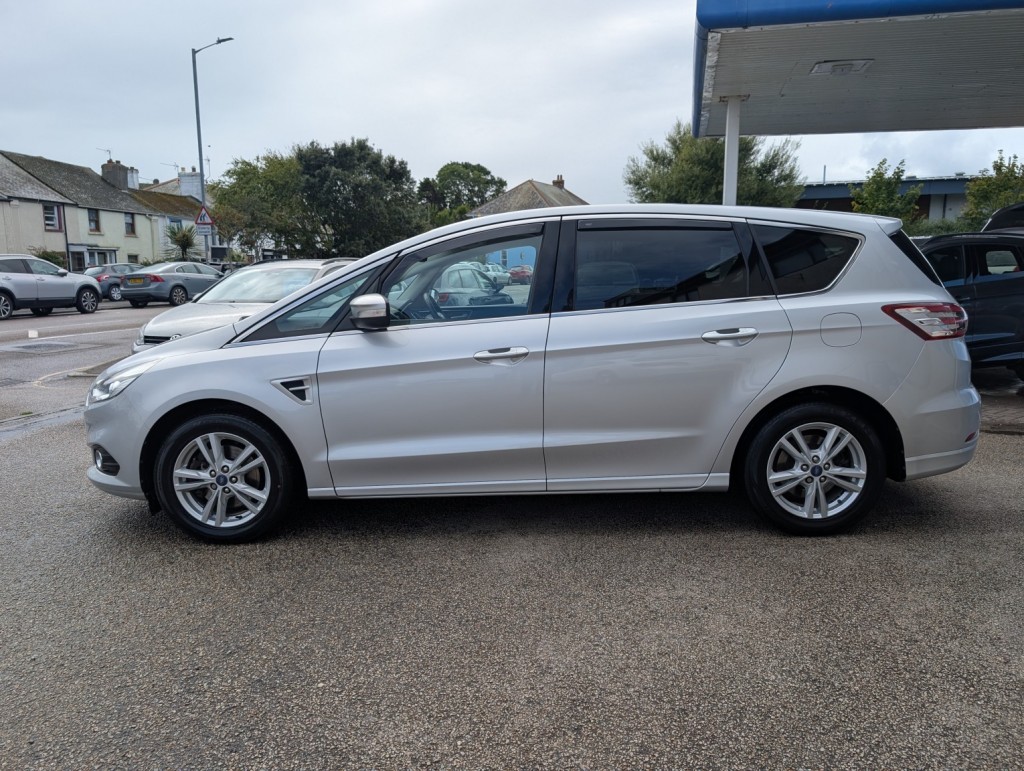 FORD S-MAX