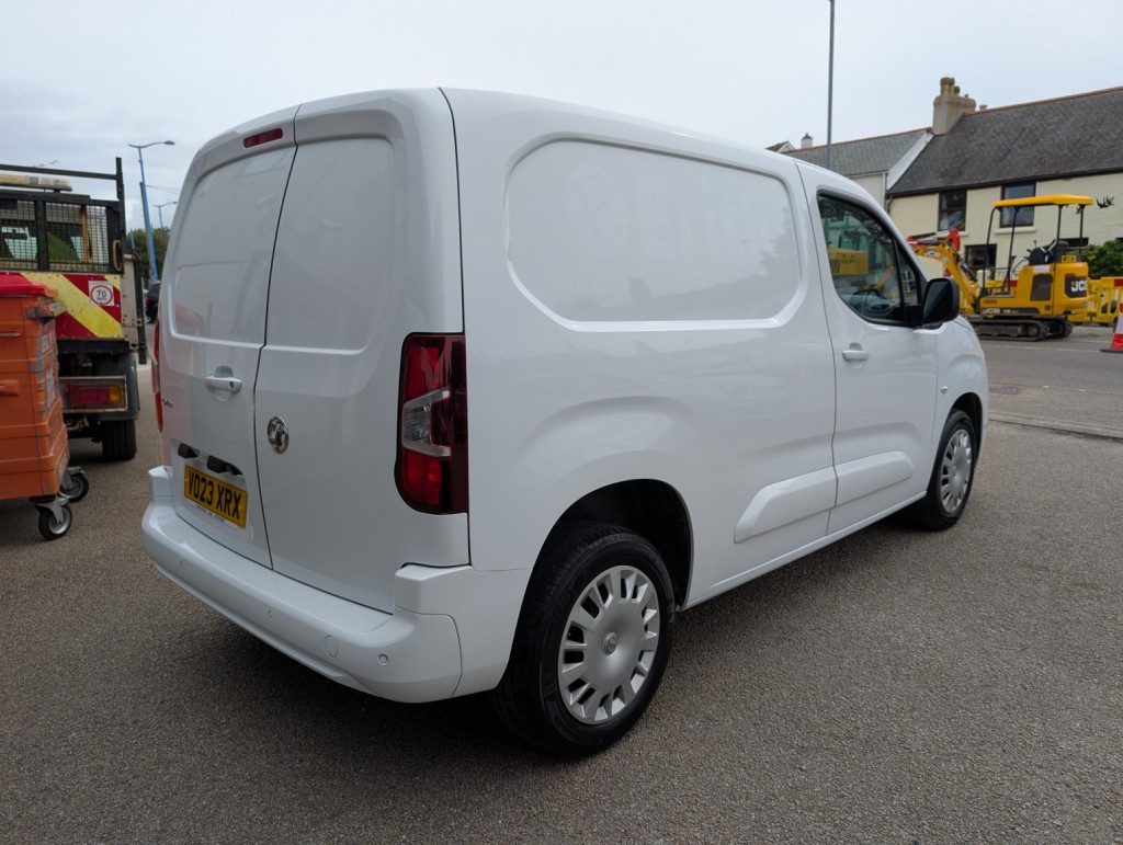 VAUXHALL COMBO