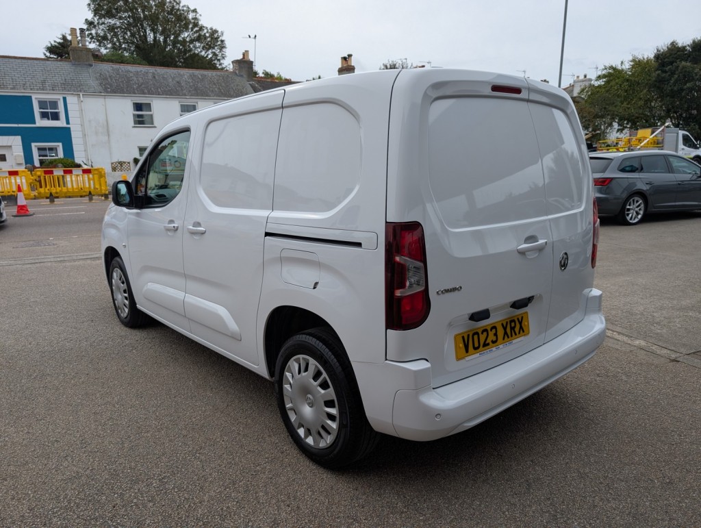 VAUXHALL COMBO