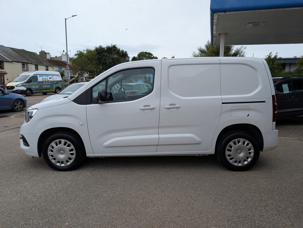 VAUXHALL COMBO