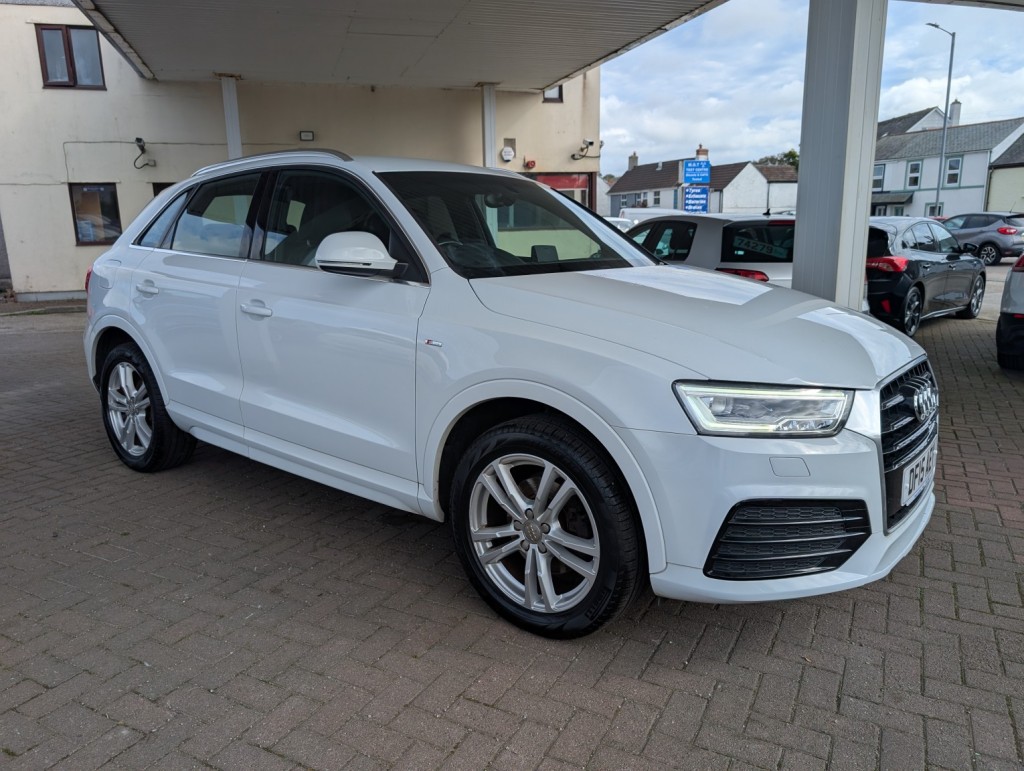 View AUDI Q3 2.0 TDI S line