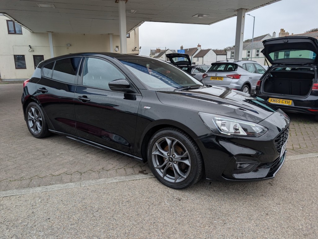 View FORD FOCUS 1.0 T EcoBoost ST-Line