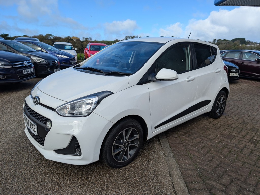 HYUNDAI I10