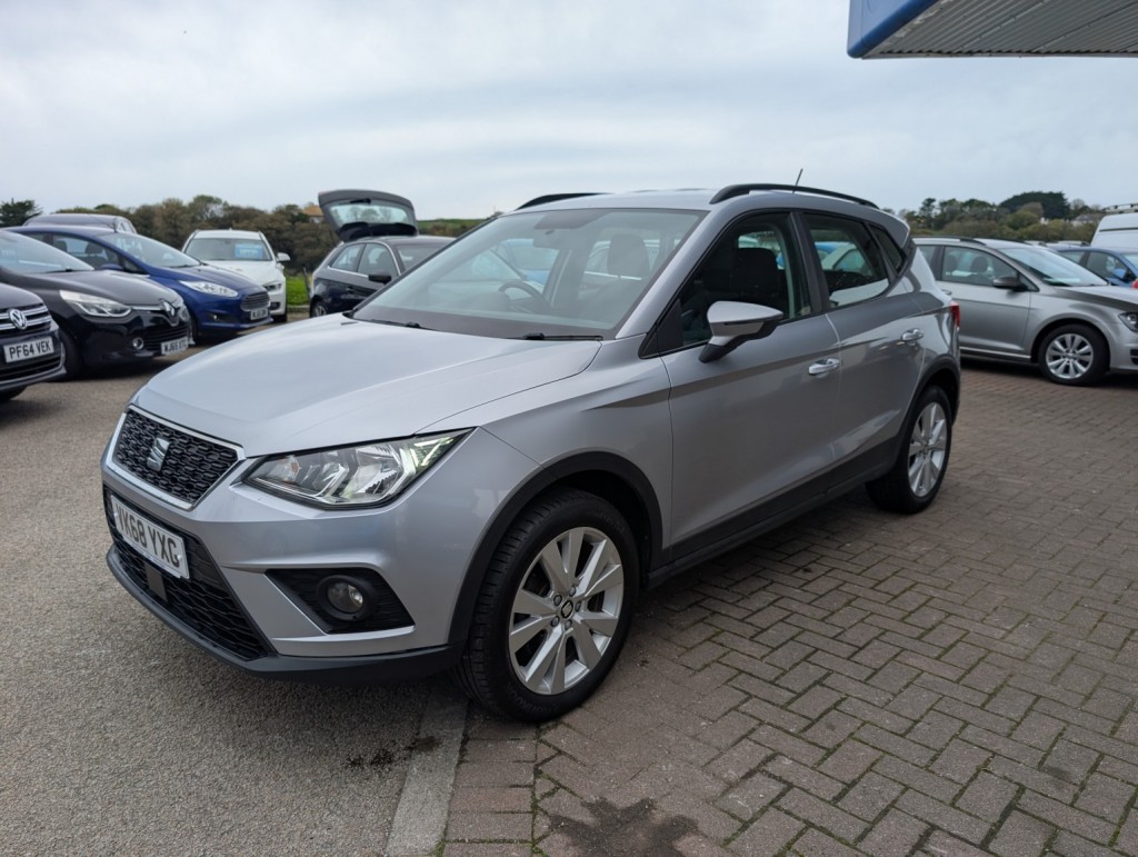 SEAT ARONA