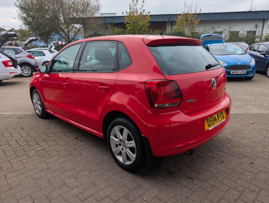VOLKSWAGEN POLO