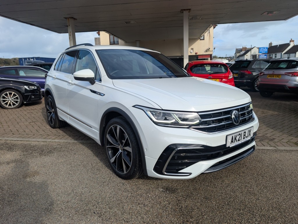 VOLKSWAGEN TIGUAN