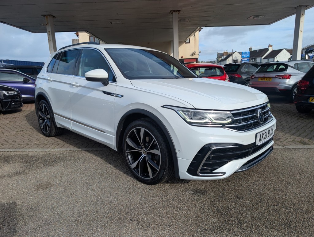 View VOLKSWAGEN TIGUAN 2.0 TDI R-Line