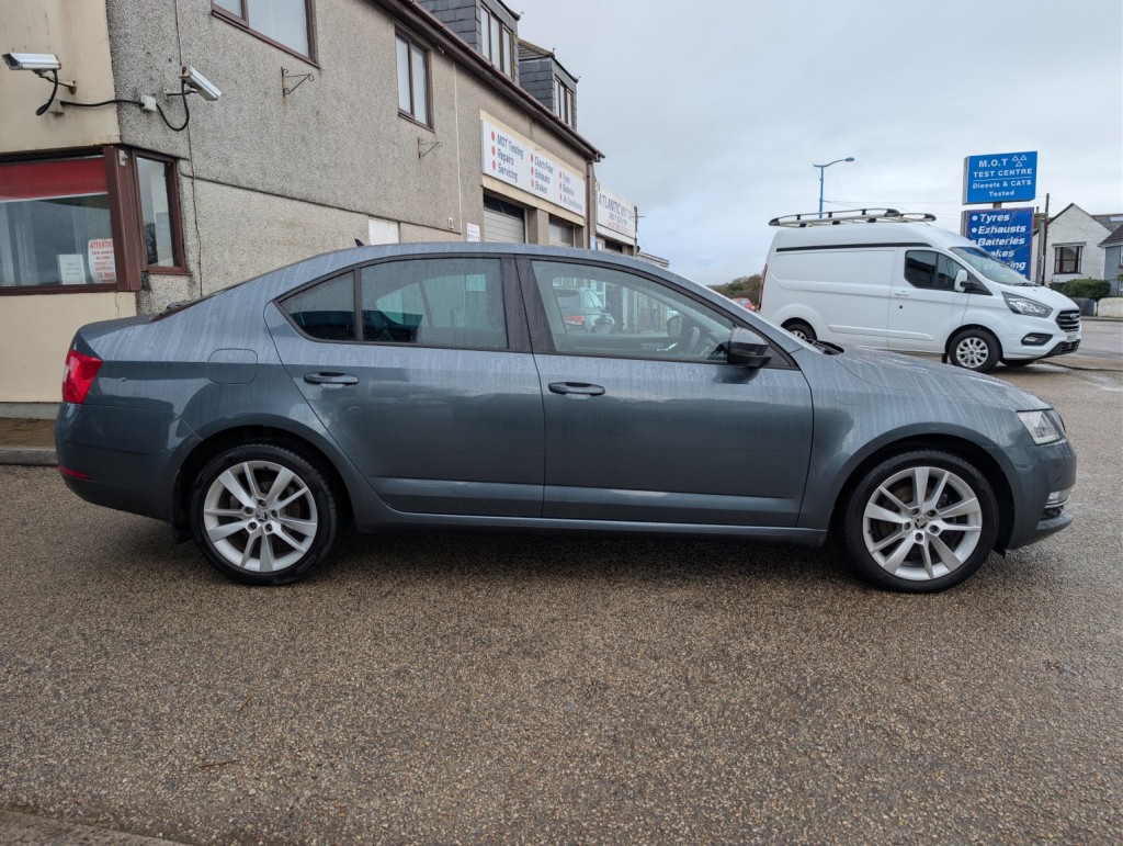 View SKODA OCTAVIA 2.0 TDI SE L