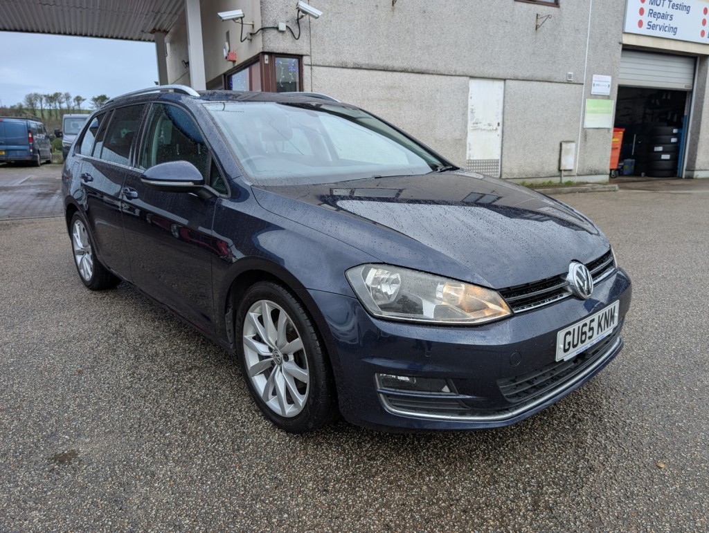 View VOLKSWAGEN GOLF 2.0 TDI BlueMotion Tech GT