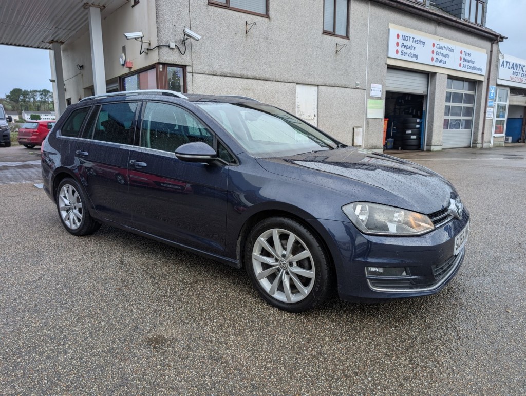 View VOLKSWAGEN GOLF 2.0 TDI BlueMotion Tech GT