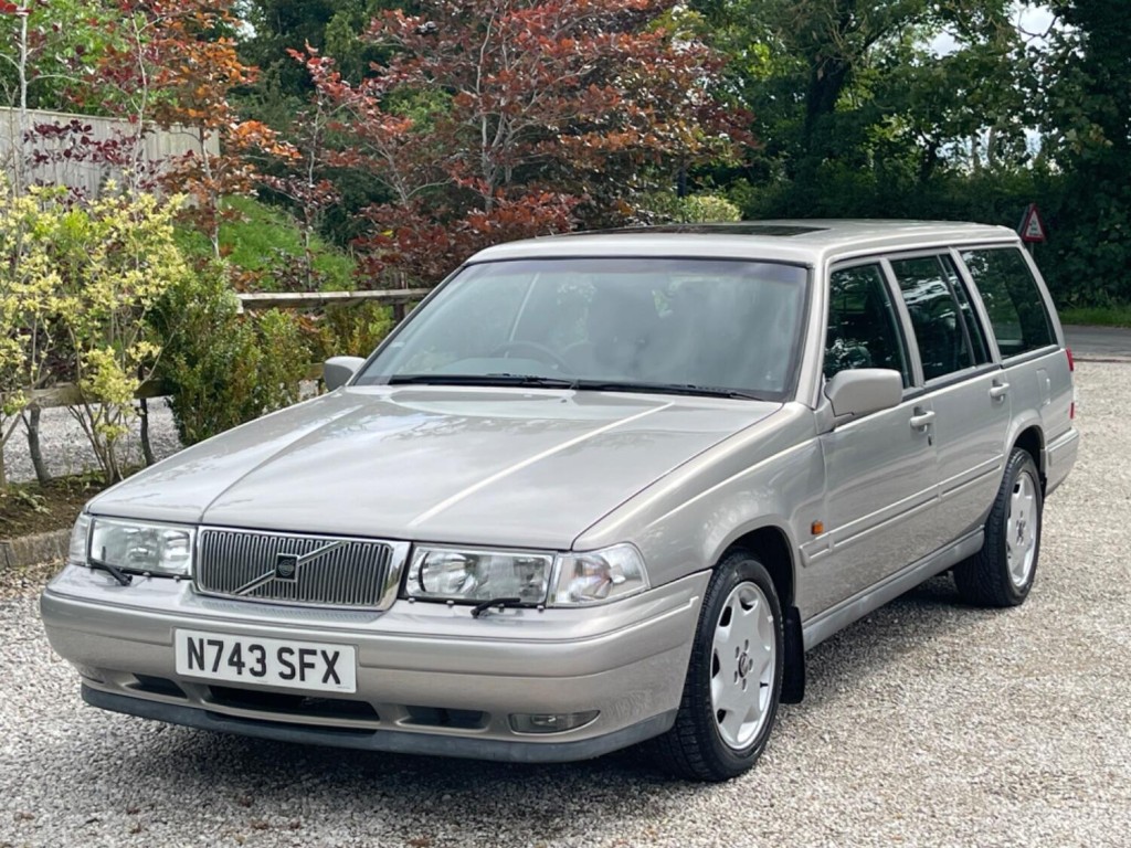 VOLVO 960