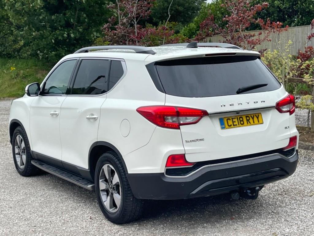 SSANGYONG REXTON