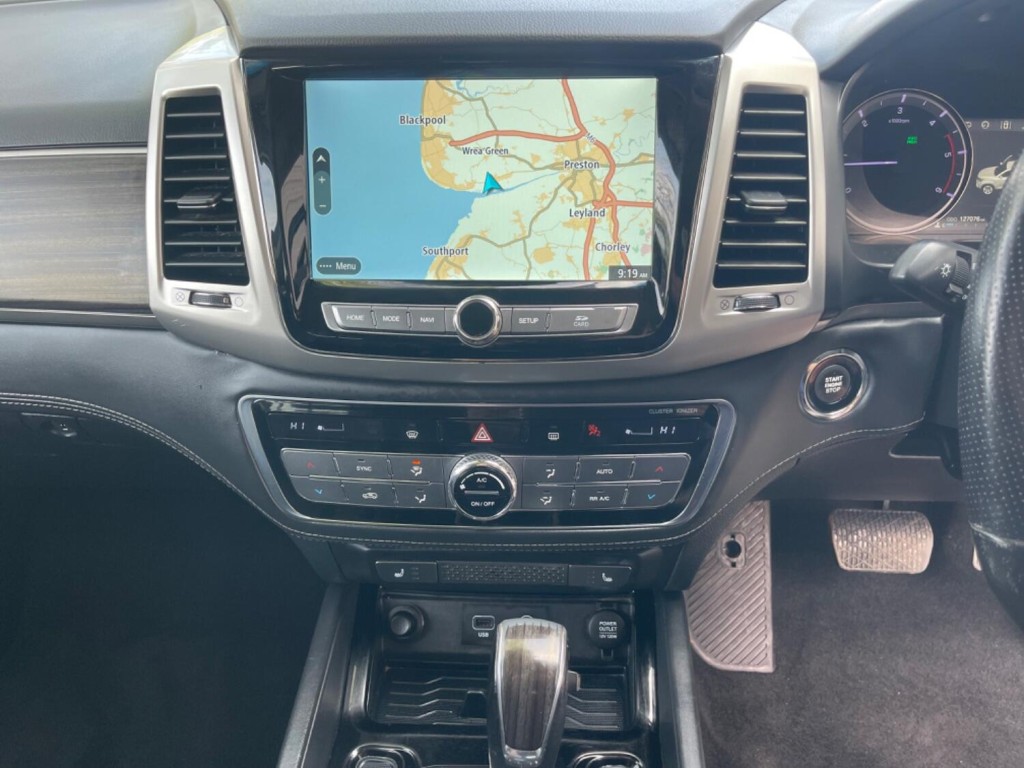 SSANGYONG REXTON