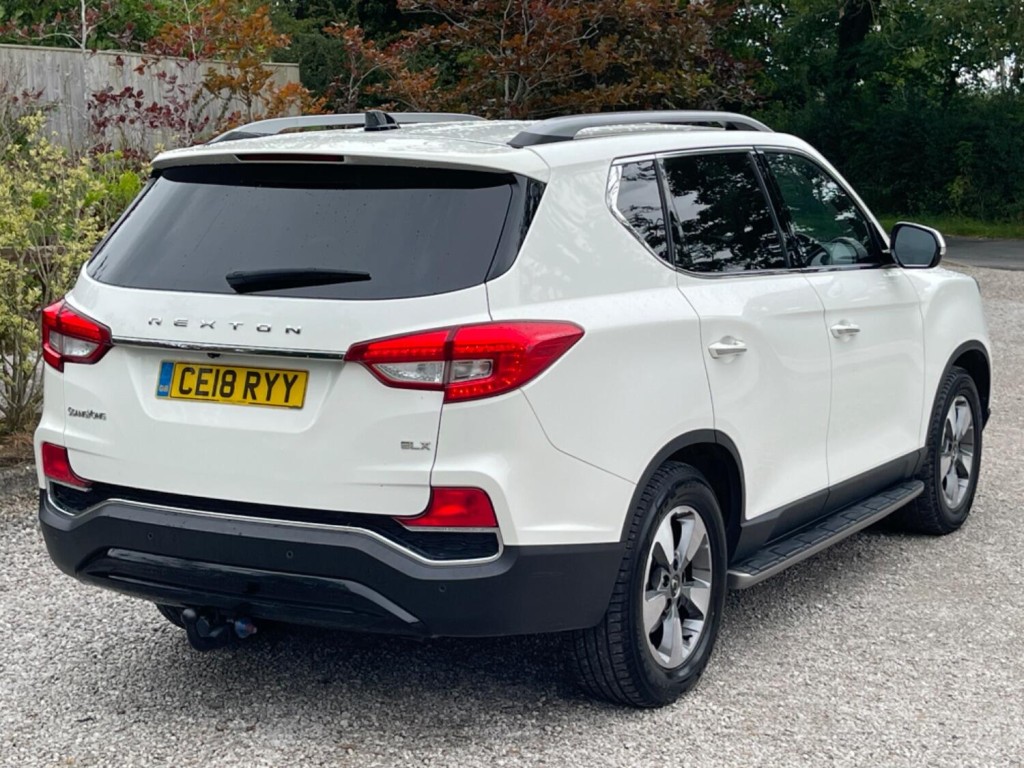 View SSANGYONG REXTON 2.2 D ELX